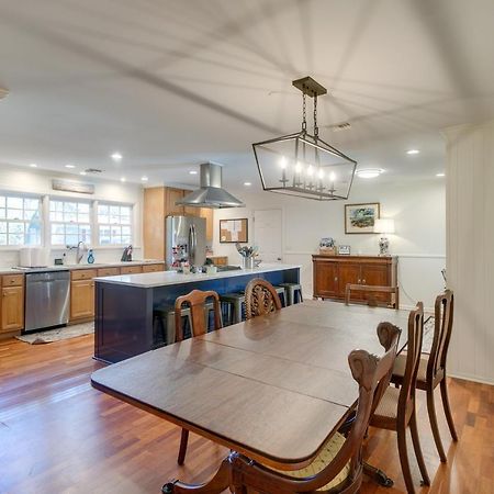St. Simons Island Spacious St Simons Island Vacation Rental With Pool! מראה חיצוני תמונה