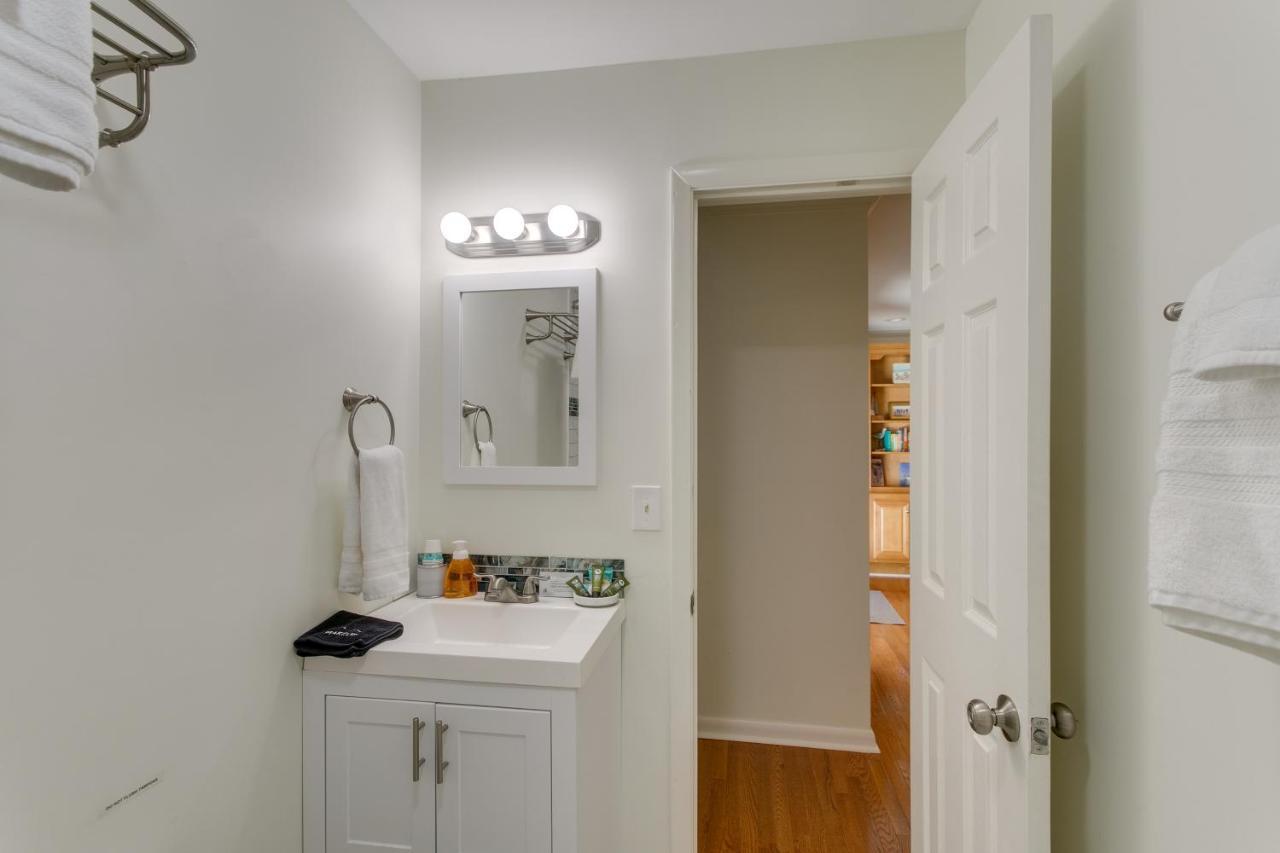 St. Simons Island Spacious St Simons Island Vacation Rental With Pool! מראה חיצוני תמונה